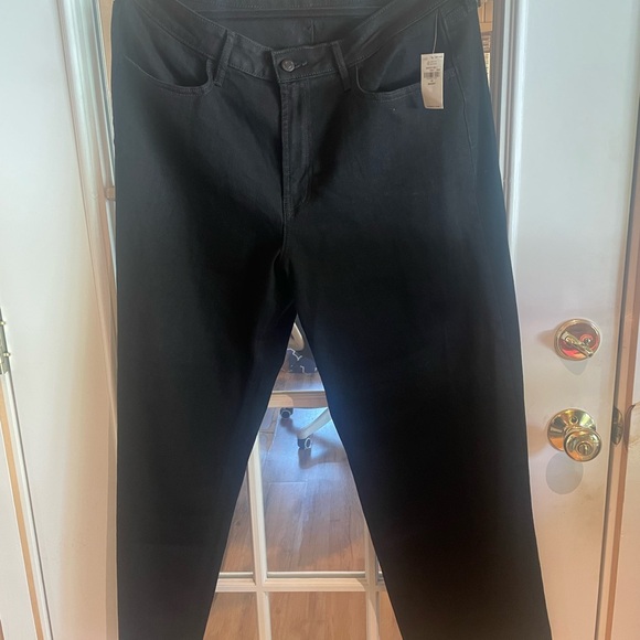 Black Jeans- NWT- size 16- Wide leg - Picture 5 of 6
